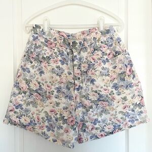Vintage Floral Print Women's Jean Shorts